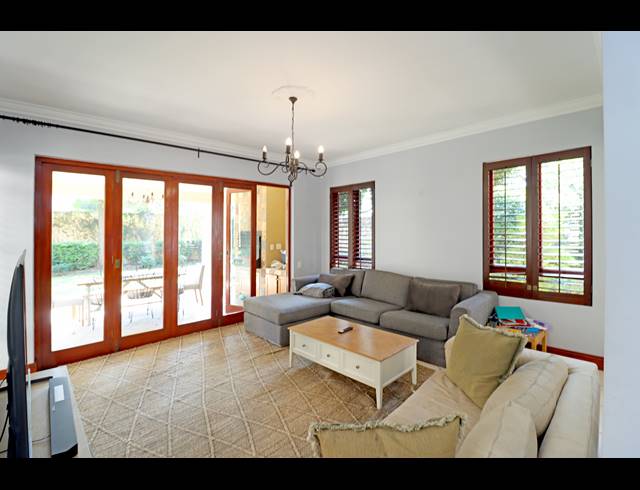 3 BEDROOM HOUSE FOR SALE IN MELROSE